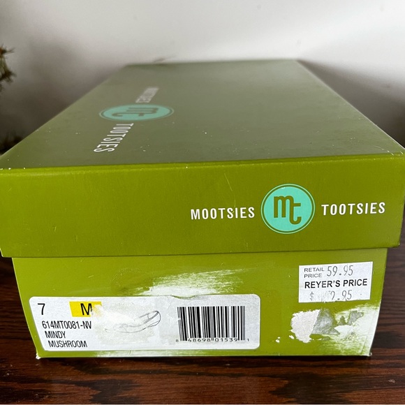 MOOTSIES TOOTSIES MINDY MUSHROOM WEDGES - Picture 13 of 13